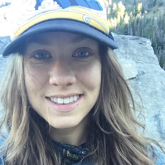 Meet your Posher, Lori - Picture 1 of 1